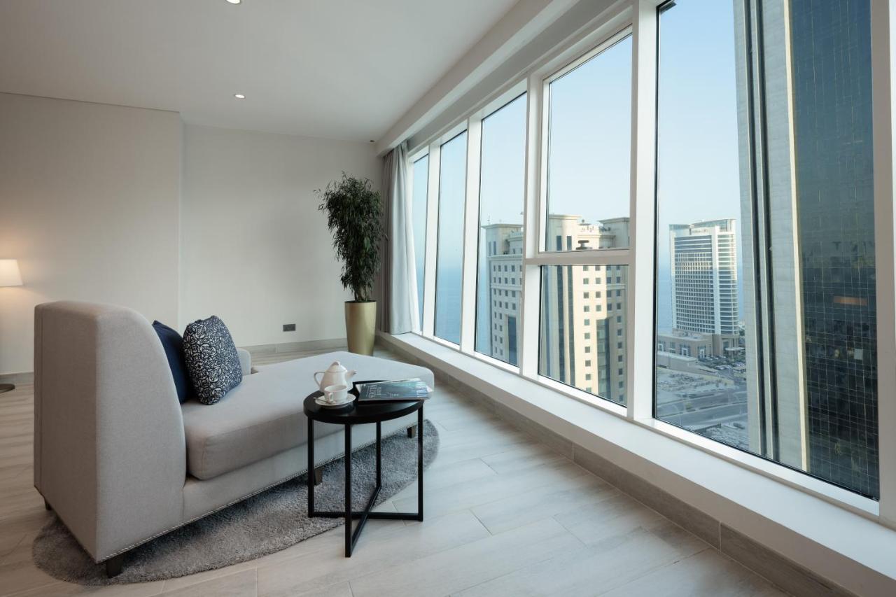 Centara West Bay Hotel & Residences דוחה מראה חיצוני תמונה A view from a residential apartment